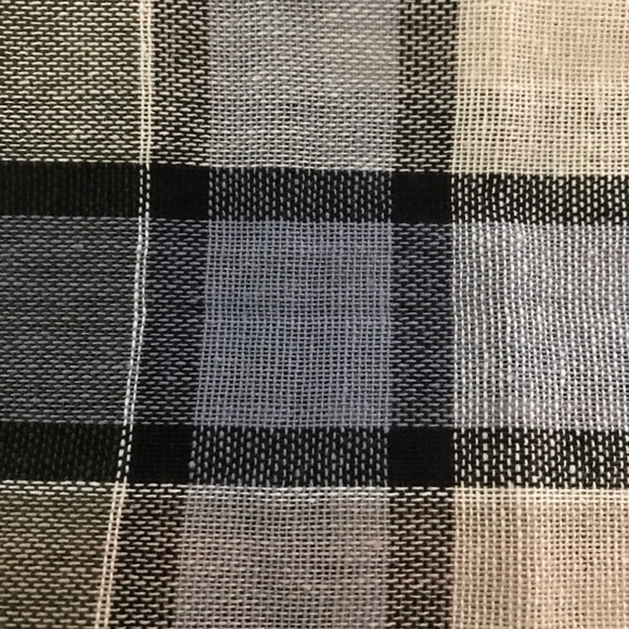 curtains - Picture 8 of 8